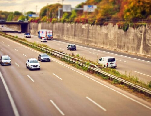 Commuting to Work by Car and Public Transit Grows in 2023